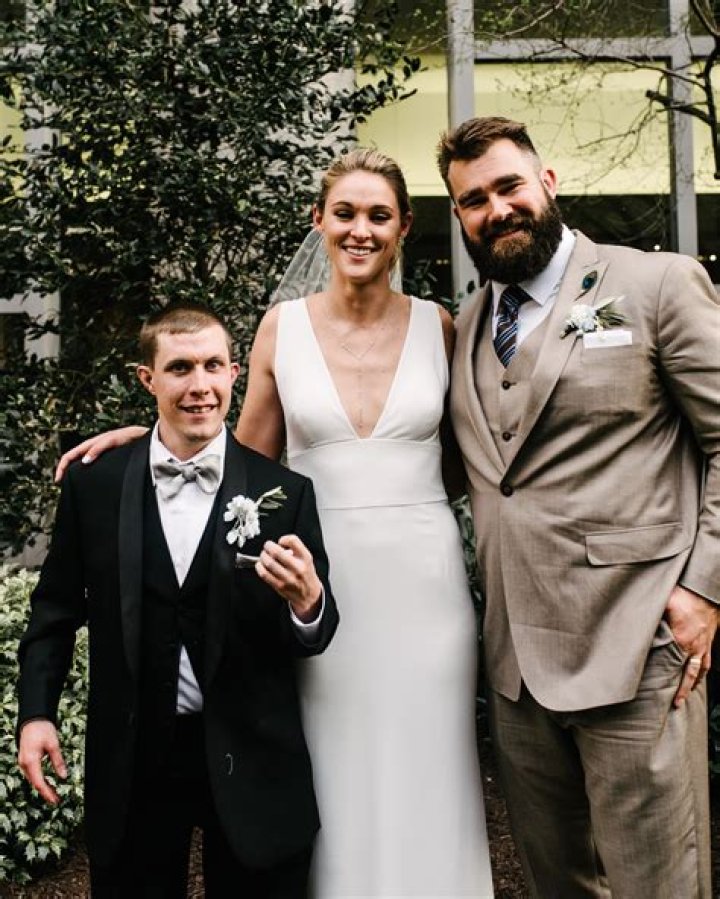 Is Jason Kelce Married? Who is Jason Kelce Married to?