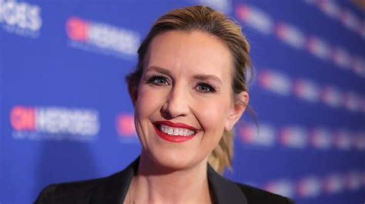 Is Poppy Harlow Leaving CNN? Who is Poppy Harlow?
