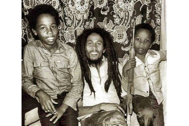 Is Stephen Marley Related to Bob Marley? How is Stephen Marley Related to Bob Marley?