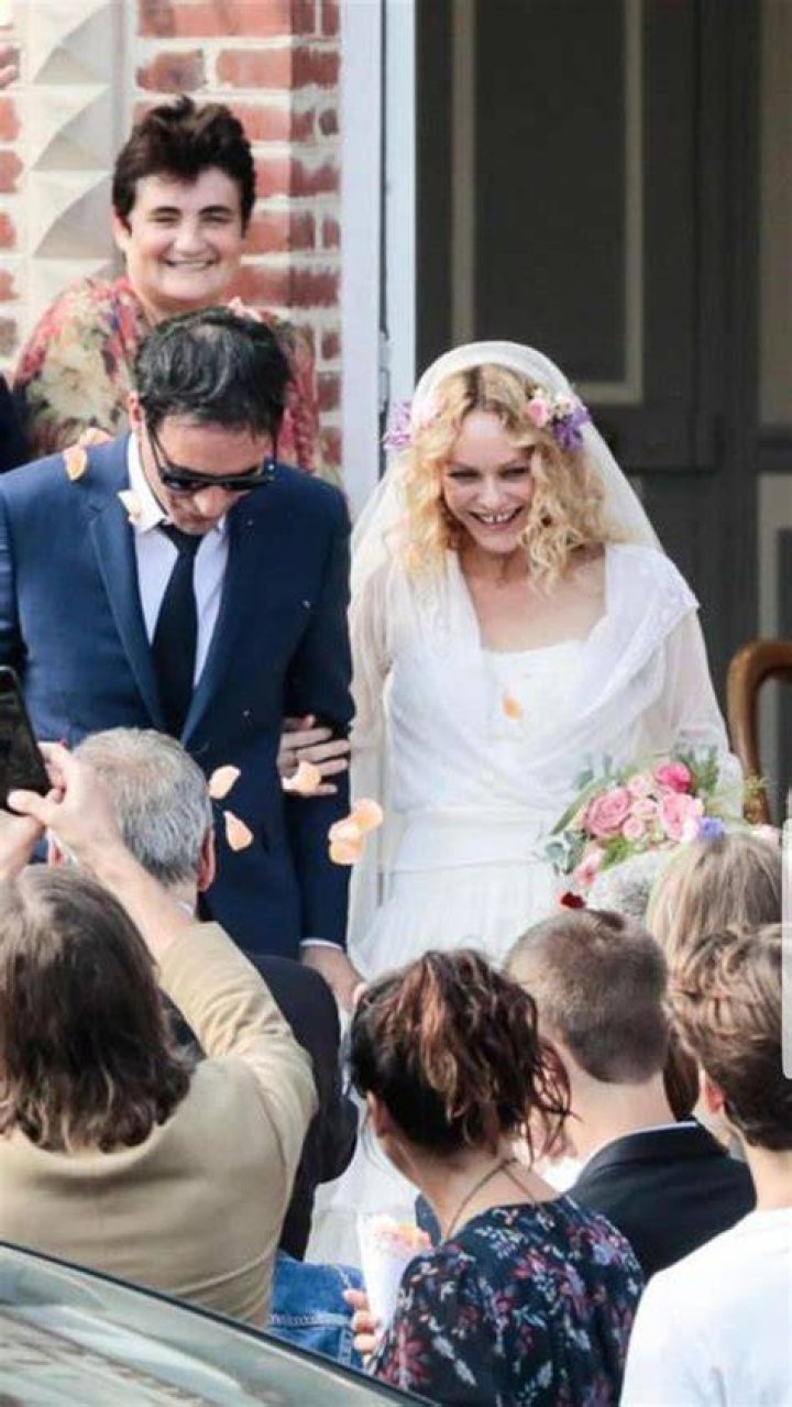 Is Vanessa Paradis still married to Samuel Benchetrit?