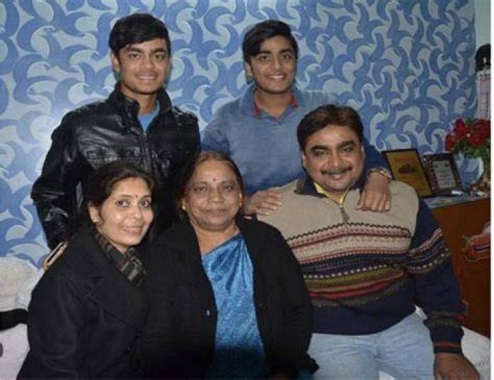 Ishan Kishan Parents: Meet Pranav Pandey & Suchitra Singh