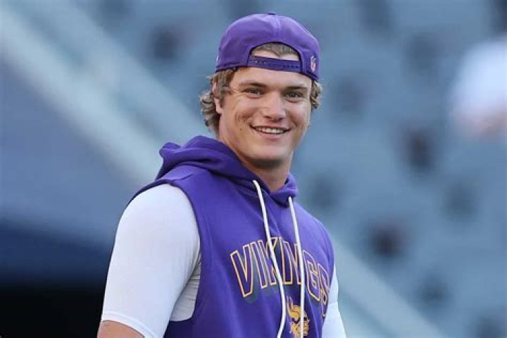 J. J. McCarthy Height: How Tall Is J. J. McCarthy?