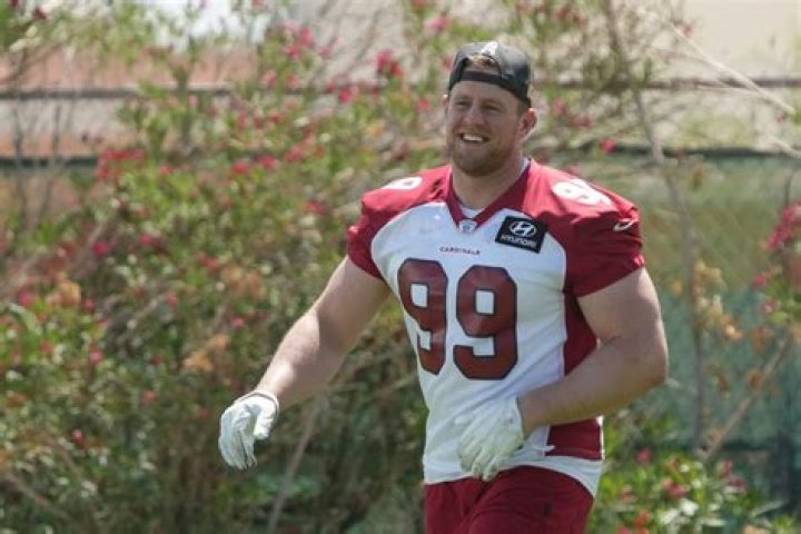 J.J. Watt Bio, Age, Height, Career, Wife, Children, Net Worth