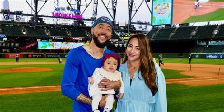 J.P Crawford Wife: Is J.P Crawford Married?