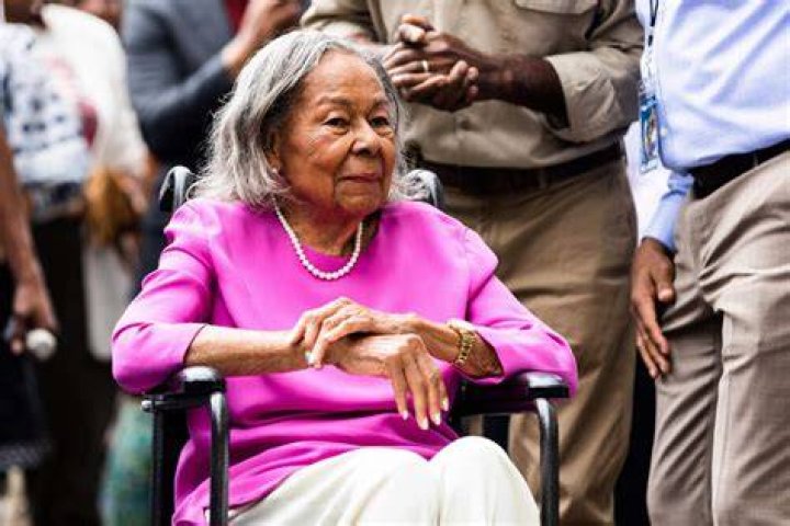 Jackie Robinson Age, Height, Bio, Family, Net Worth, Wife