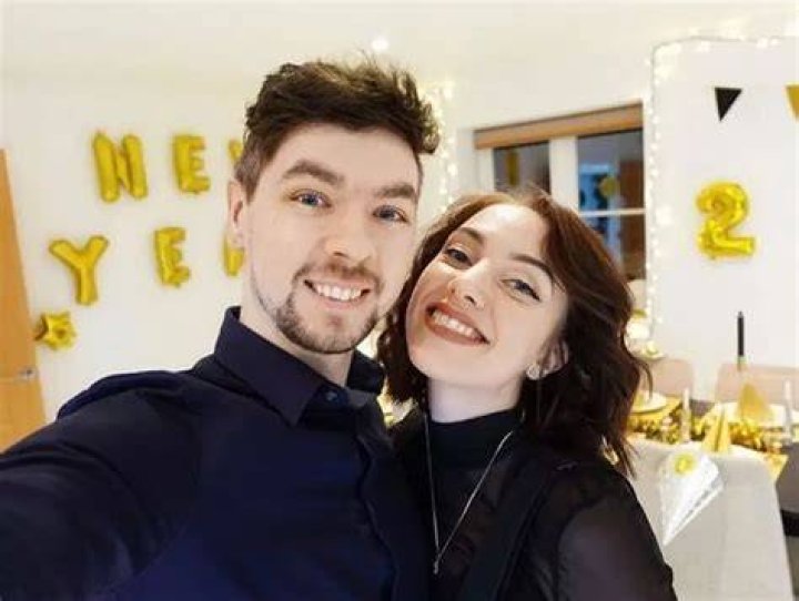 Jacksepticeye Age, Height, Bio, Parents, Wife, Net Worth