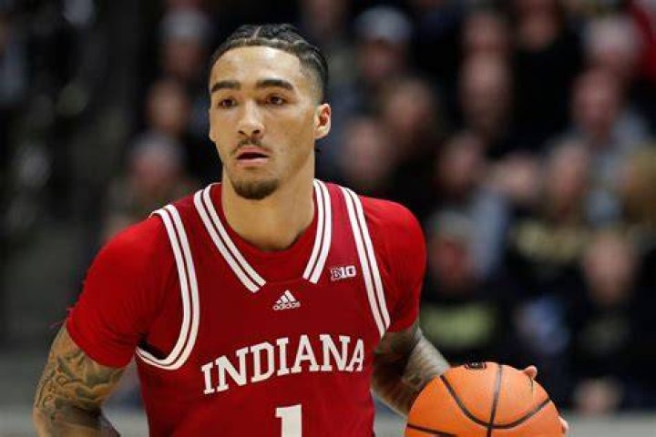 Jalen Hood-Schifino Height: How Tall Is Jalen Hood-Schifino?