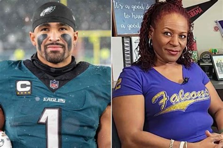 Jalen Hurts Parents: Meet Pamela And Averion