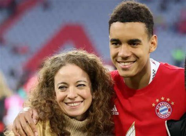 Jamal Musiala Bio, Age, Height, Parents, Girlfriend, Net Worth