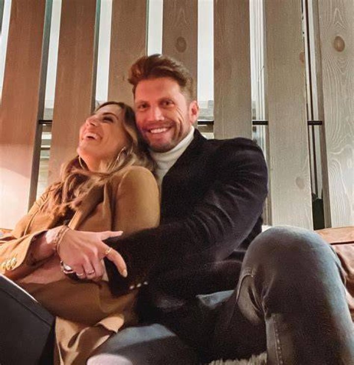 Jana Kramer Partner: Meet Allan Russell