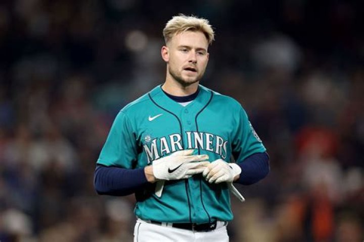 Jarred Kelenic Age, Height, Bio, Parents, Girlfriend, Net Worth
