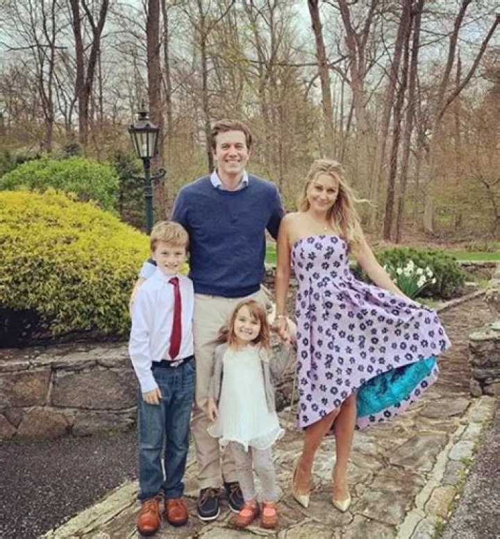 Jeff Glor Wiki, Bio, Age, Wife, Kids, Salary, Net Worth, CBS News, Height, Parents, Family, Nationality, Ethnicity and Instagram