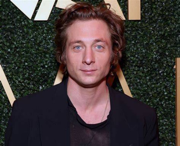 Jeremy Allen White Net Worth: How Much Is Jeremy Allen White Worth?