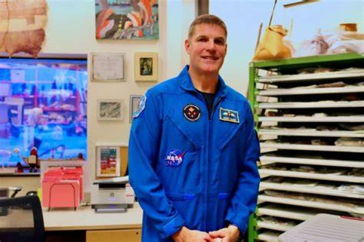 Jeremy Hansen Bio, Age, Parents, Wife, Children, Net Worth