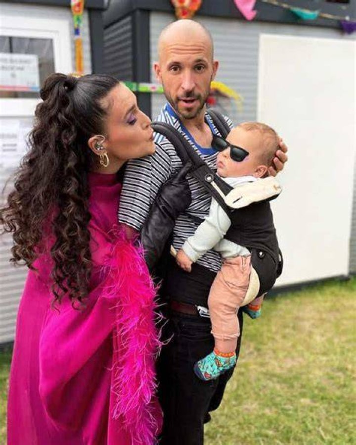 Jessie Ware Husband: Meet Sam Burrows