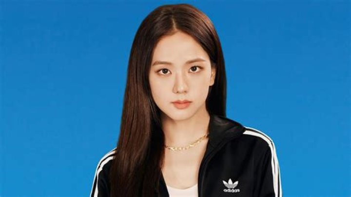 Jisoo Bio, Age, Height, Career, Husband, Children, Net Worth