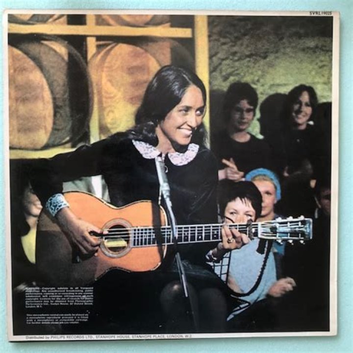 Joan Baez Bio, Age, Career, Net Worth, Awards, Family & More