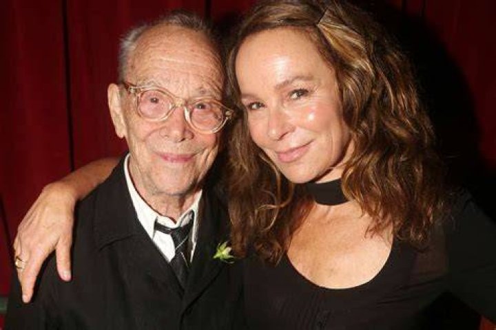 Joel Grey Wife: Who Is Joel Grey’s Wife?