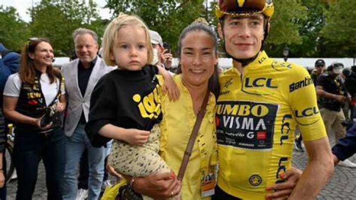 Jonas Vingegaard Children: Does have Jonas Vingegaard kids?