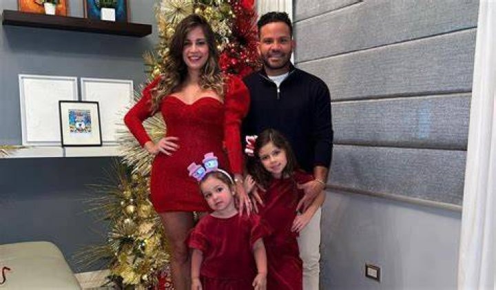 José Altuve Bio, Age, Height, Career, Wife, Children, Net Worth