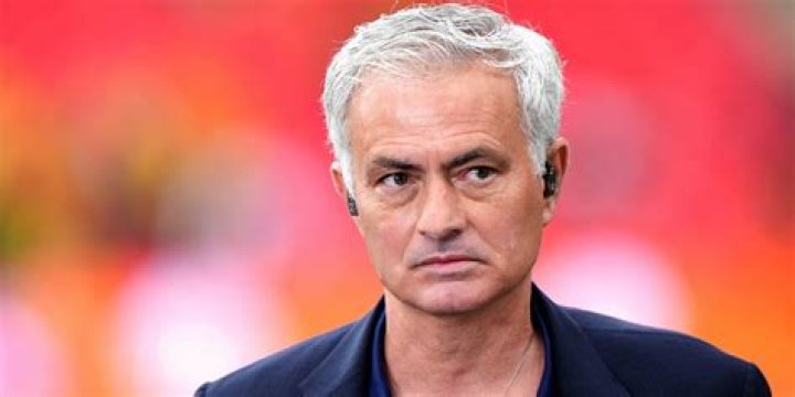 José Mourinho Bio, Age, Height, Career, Wife, Children, Net Worth
