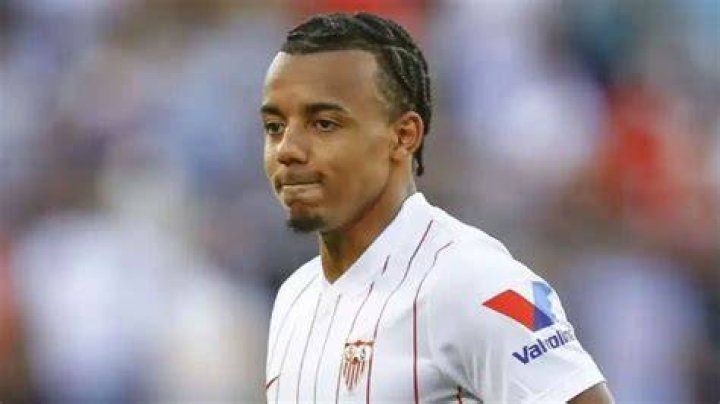 Jules Kounde Bio, Career, Parents, Wife, Children, Salary and Net Worth
