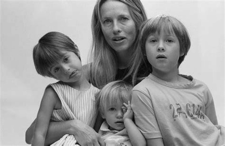Julie Powell Children: Does Julie Powell Have Children