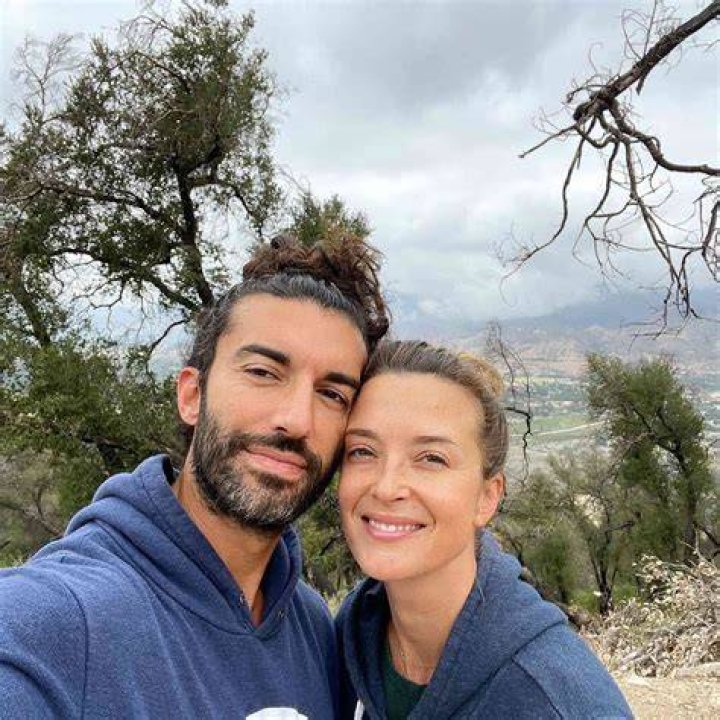 Justin Baldoni Wife: Meet Emily Baldoni