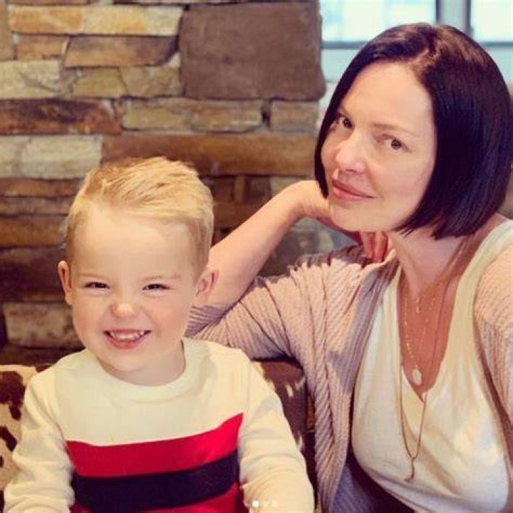 Katherine Heigl Bio, Age, Height, Career, Husband, Children, Net Worth