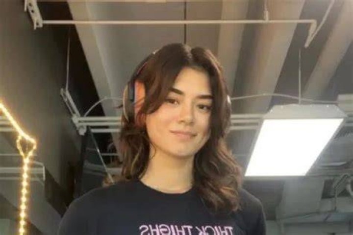 Keiani Net Worth: How much does Keiani make per month?