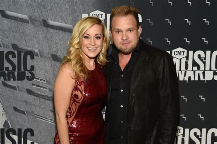 Kellie Pickler Albums: How Many Albums Has Kellie Pickler Released?