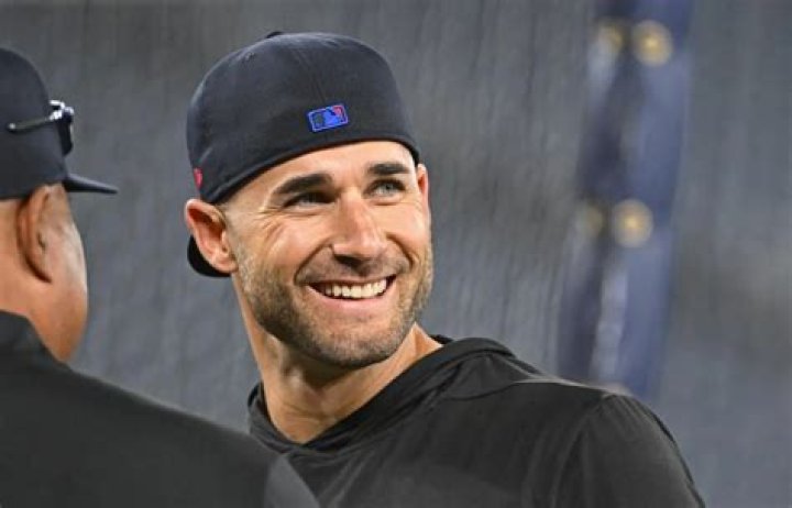 Kevin Kiermaier Social Media