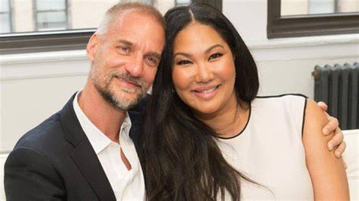 Kimora Lee Husband: Is Kimora Lee Married?