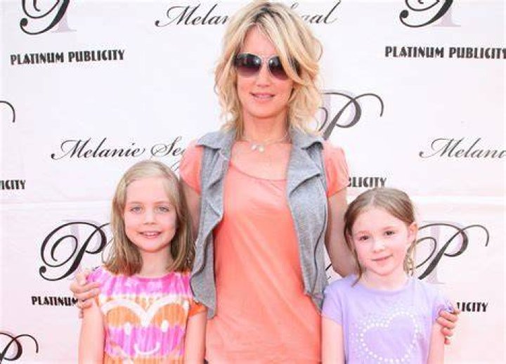 Kirsten Neuschäfer Children: Does Kirsten Neuschäfer have kids?
