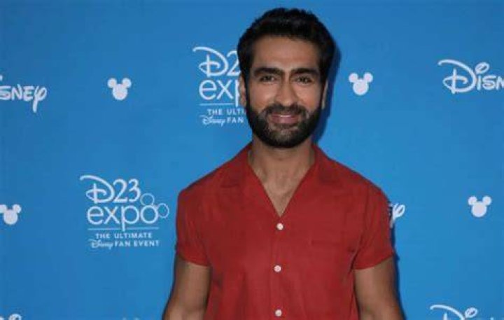 Kumail Nanjiani Net worth, Bio, Age, Wife, Movies, Children