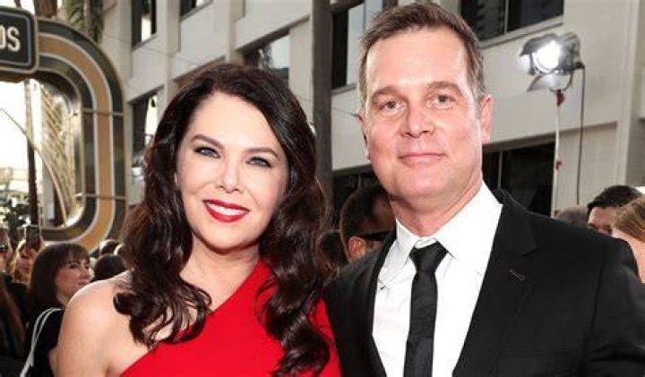 Lauren Graham Husband: Is Lauren Graham married?