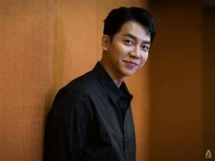 Lee Seung Gi Bio, Age, Parents, Wife, Children, Net Worth