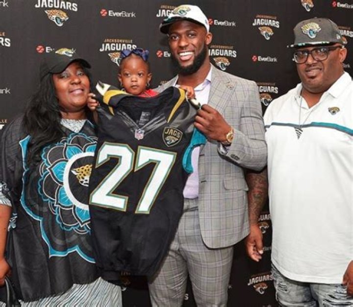 Leonard Fournette Parents: Meet Lory And Leonard Jr.