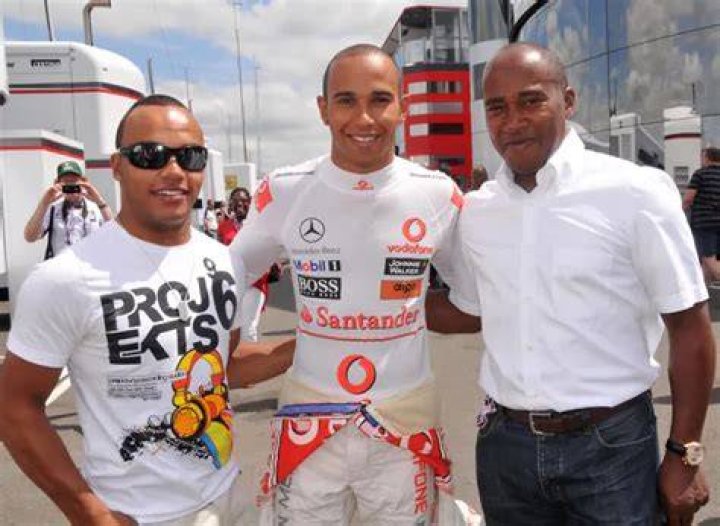 Lewis Hamilton Siblings
