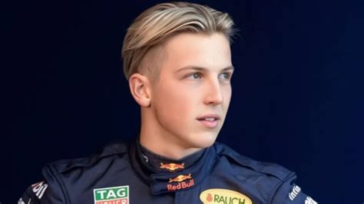 Liam Lawson Bio, Age, Height, Girlfriend, Parents, Net Worth