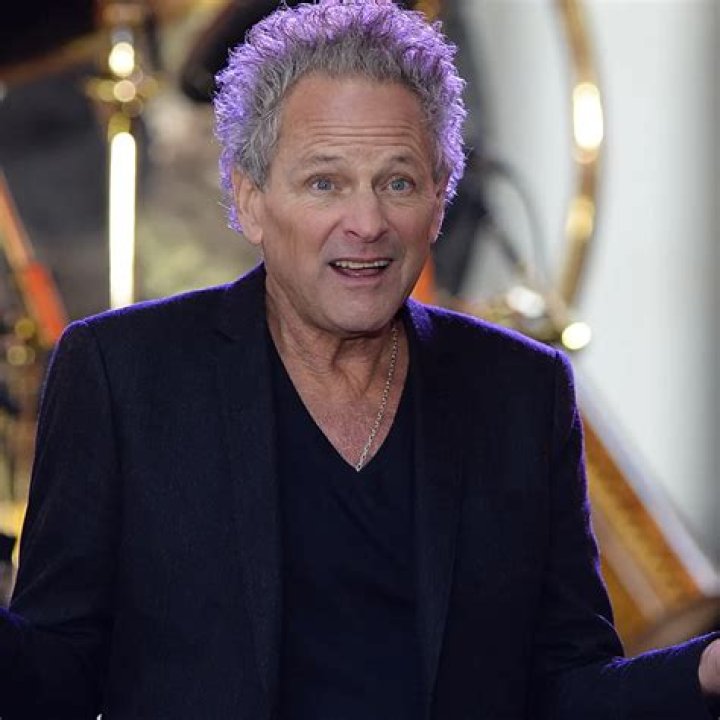 Lindsey Buckingham Bio, Age, Career, Net Worth, Family & More