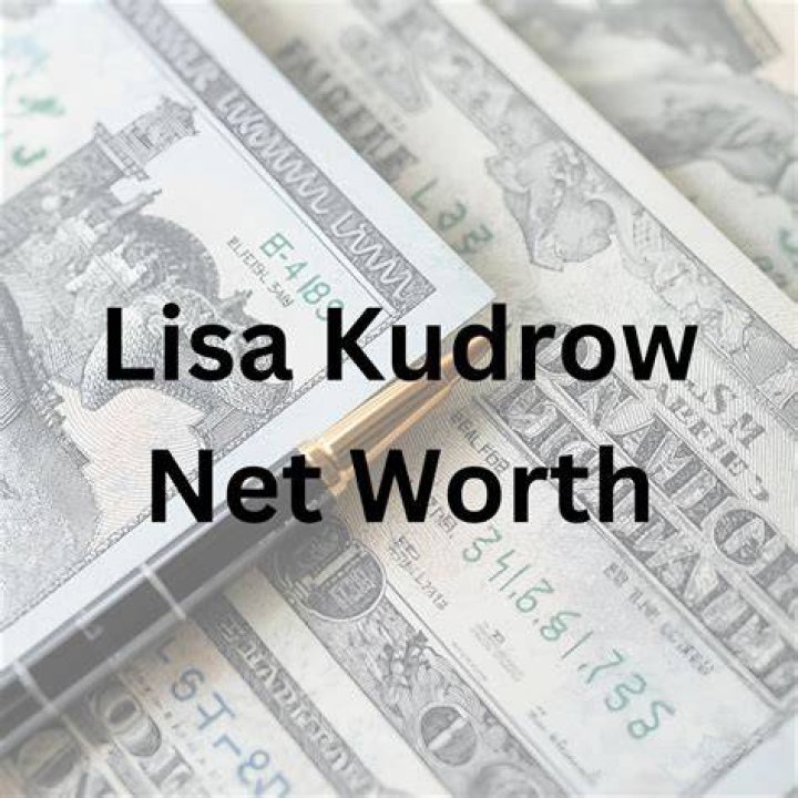 Lisa Kudrow Net Worth: How Much Is Lisa Kudrow Worth?