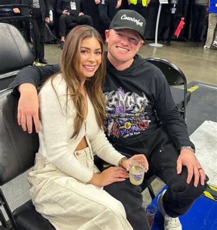 Logan Webb Age, Height, Bio Parents, Girlfriend, Net Worth