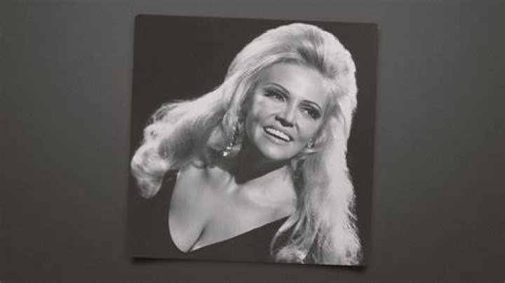 Lola Dee Husband: Was Lola Dee Married?