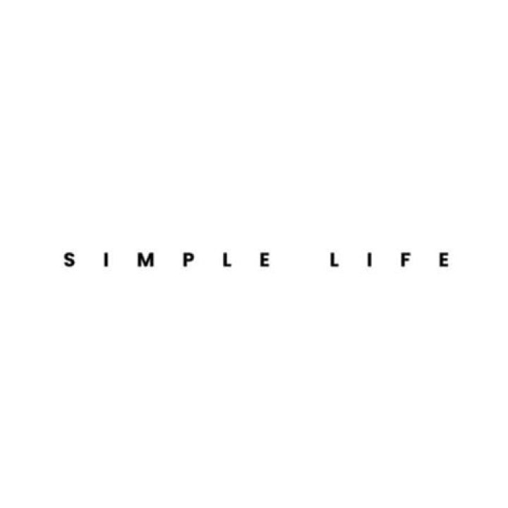 LYRICS: Victor AD – Simple Life