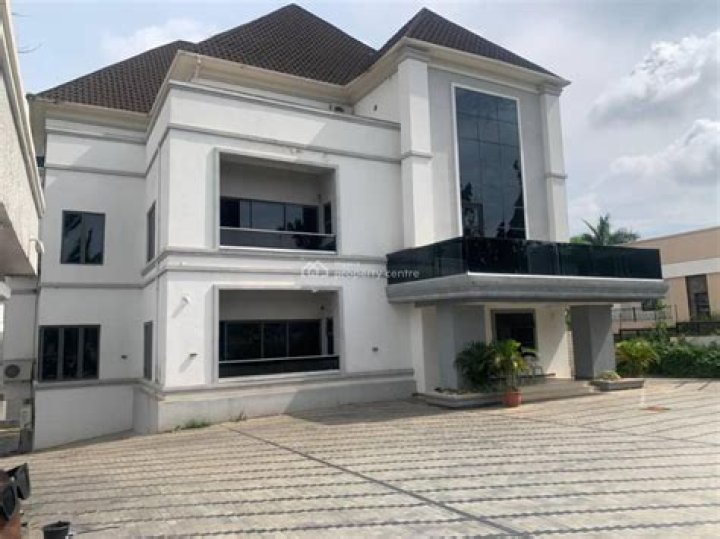 Maitama Guest House, Maitama