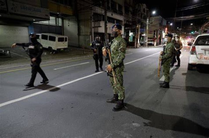 Man Dies After The Police Allegedly Ordered Him To Do 300 Squats As Punishment For Flouting COVID-19 Rules