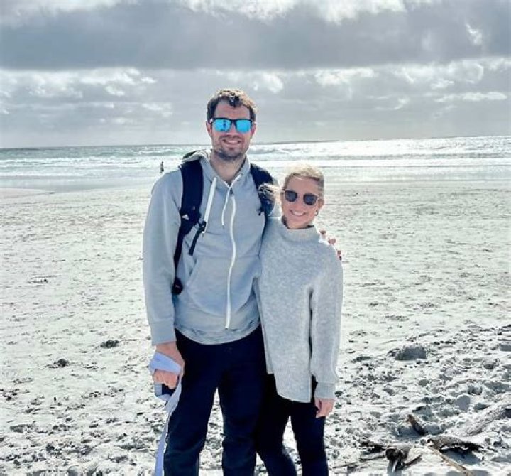 Marc-Édouard Vlasic Age, Wiki, Biography, Wife, Children, Salary, Net Worth, Parents
