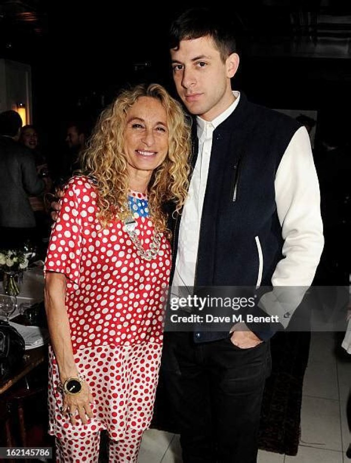 Mark Ronson Parents: Meet Ann Dexter-Jones & Laurence Ronson