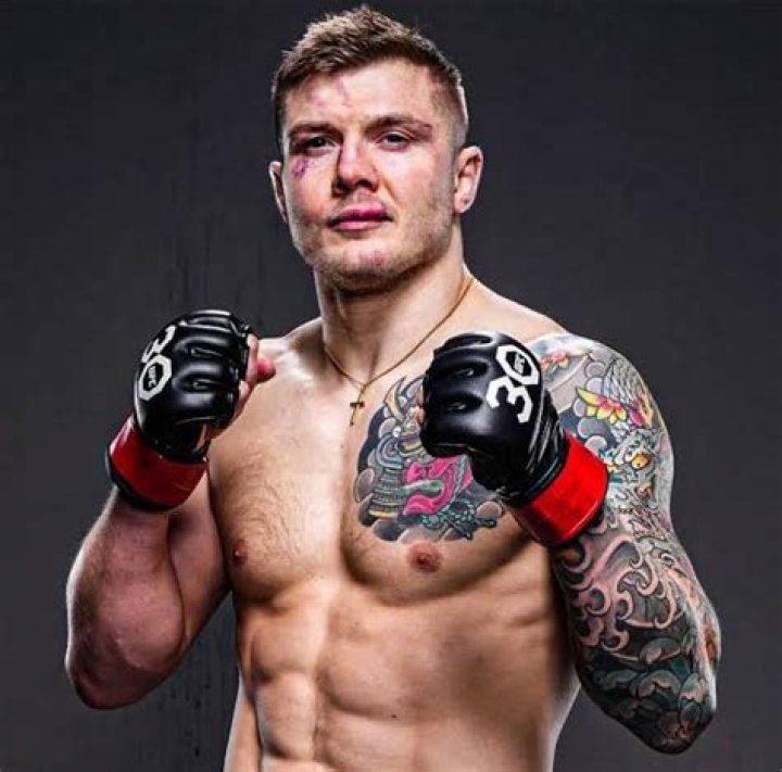 Marvin Vettori Bio, Age, Parents, Wife, Children, Height, Net Worth